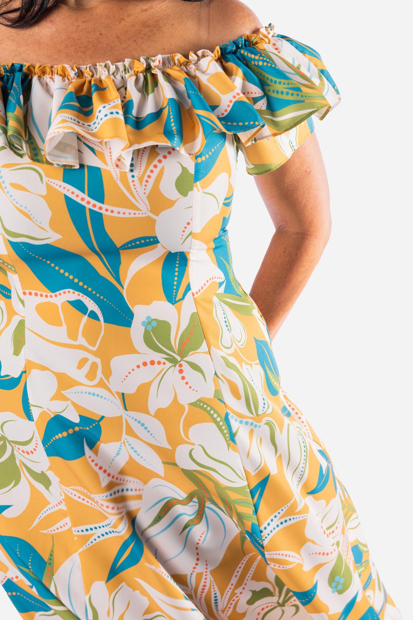 Kamea Long Muʻumuʻu