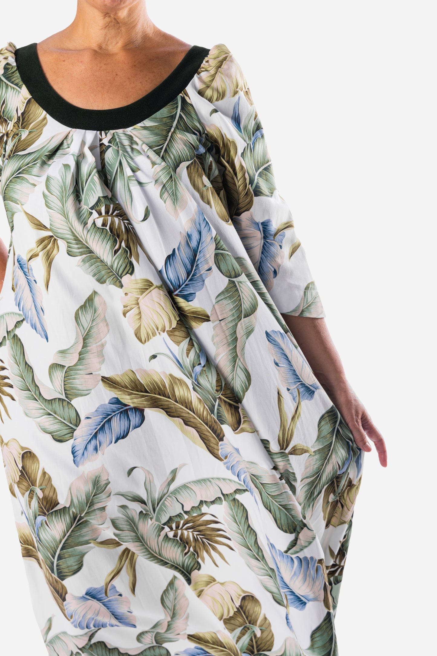 Keilani Long Muʻumuʻu