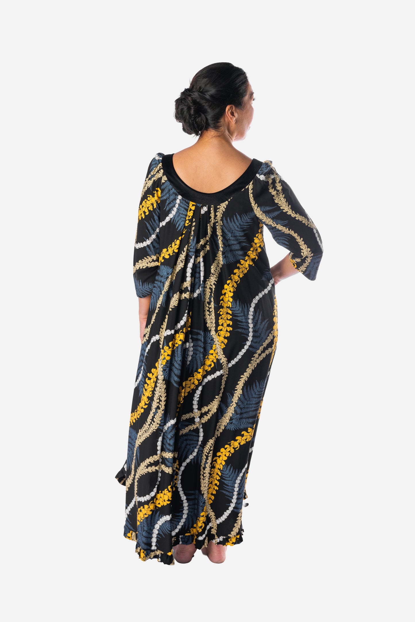 Keilani Long Muʻumuʻu