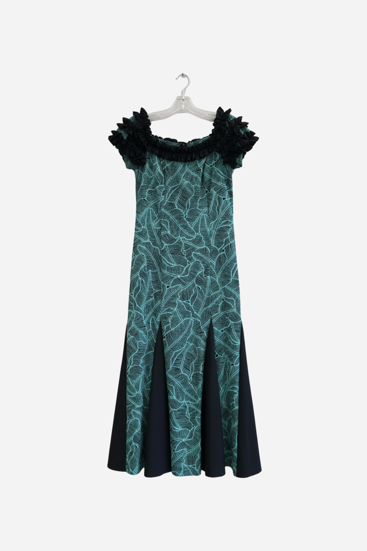 Reina Long Muʻumuʻu