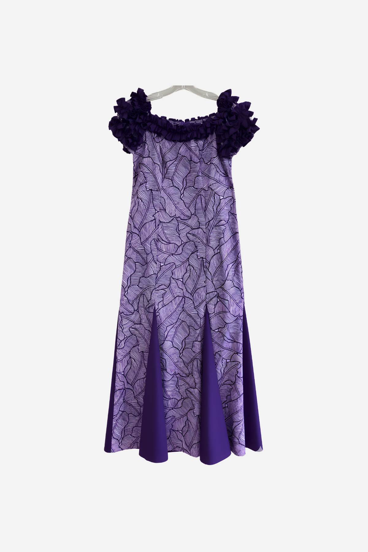 Reina Long Muʻumuʻu