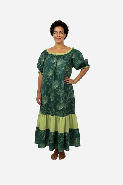 Lilia Long Muʻumuʻu